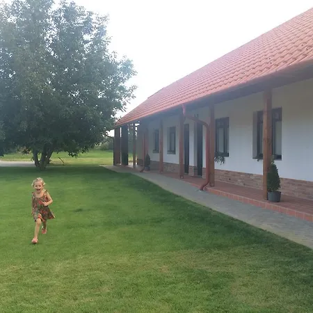 Diofa Vendeghaz Vendégház